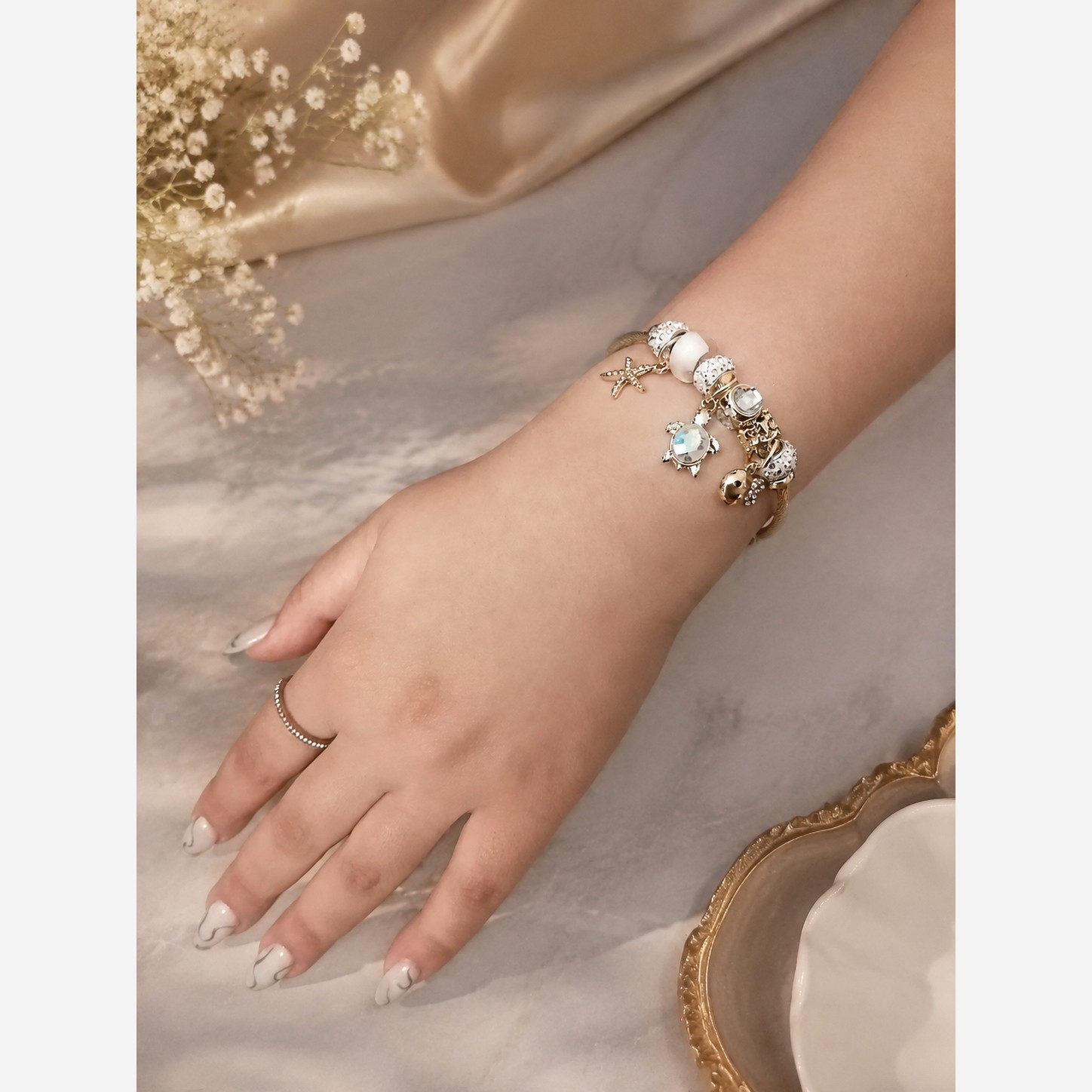 دستبند پاندورا